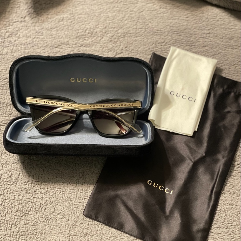 🕶️🖤Gucci Sunglasses 🖤🕶️